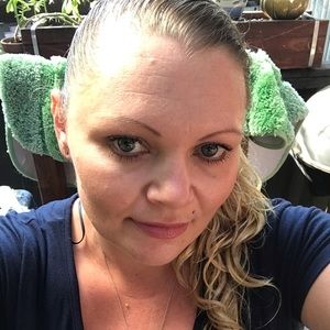 Meet your Posher, Desiree